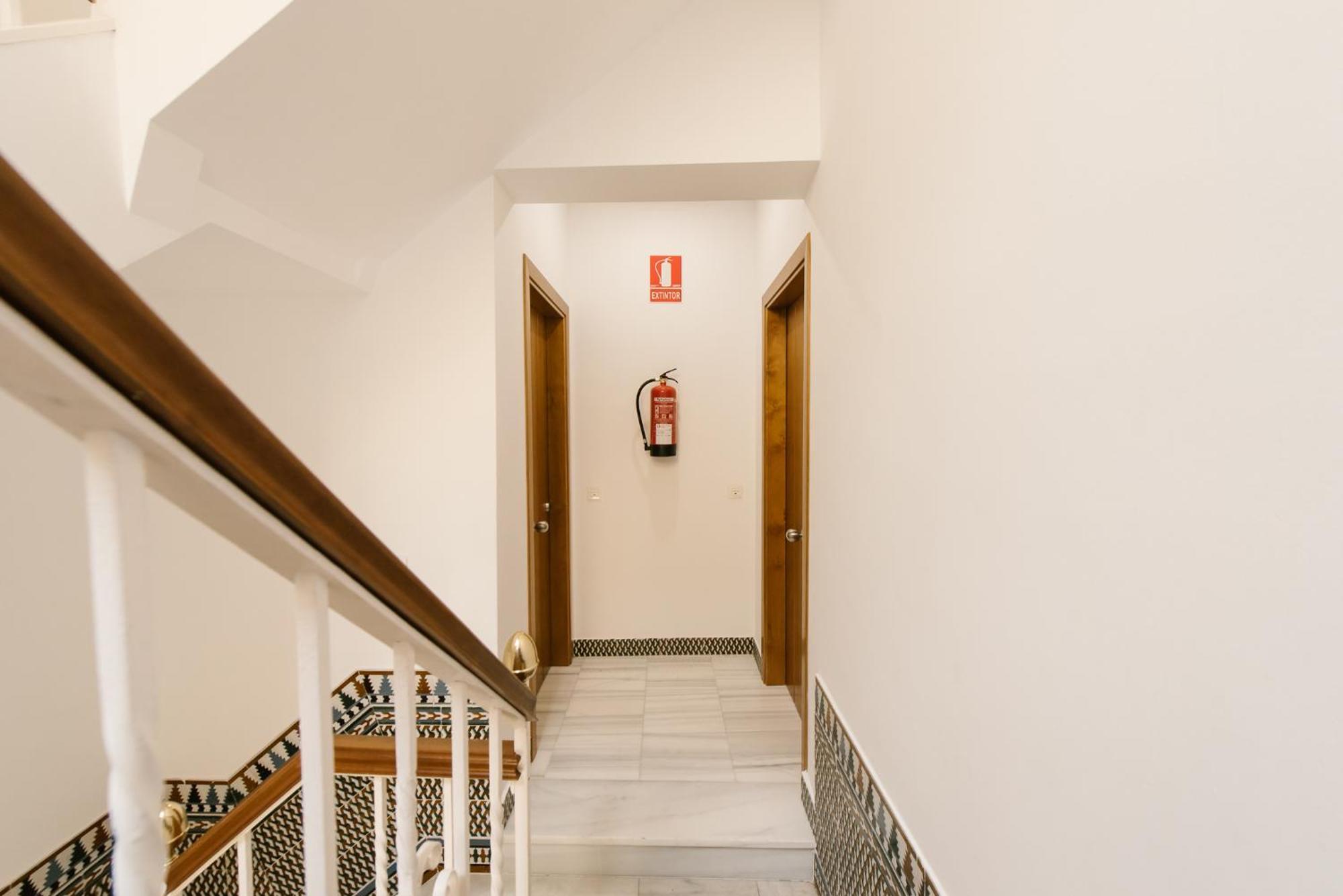 T2, Tirso De Molina, Apartamento Luminoso Y Tranquilo Sevilla Bagian luar foto